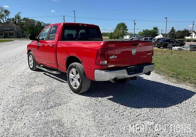 Image of Dodge Ram 1500 equipment image 3