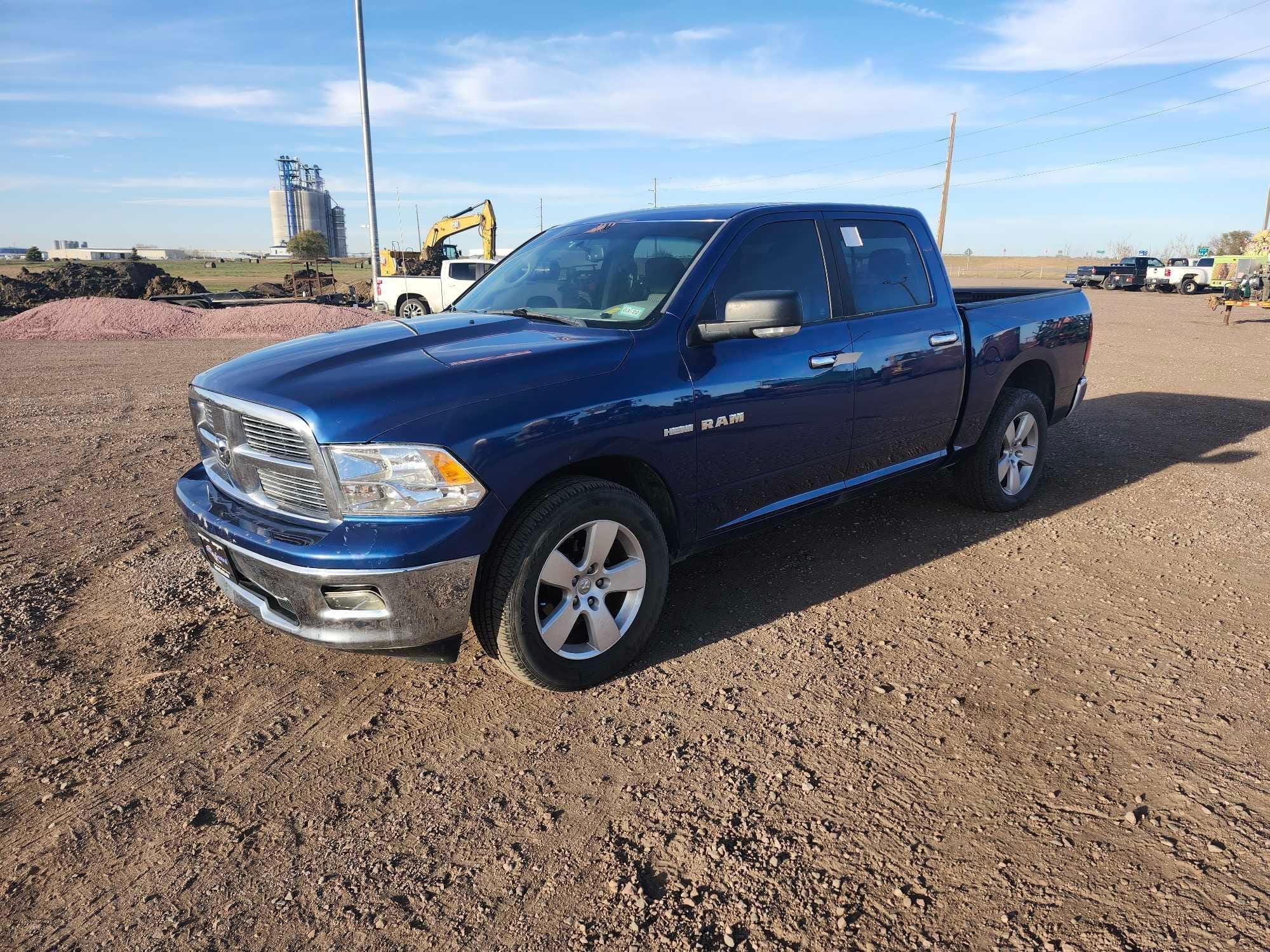 2010 Dodge Ram 1500 Equipment Image0