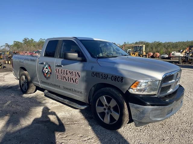 Image of Dodge Ram 1500 equipment image 3