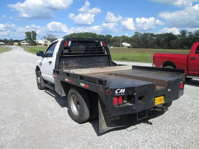 Image of Dodge Ram 3500 equipment image 3