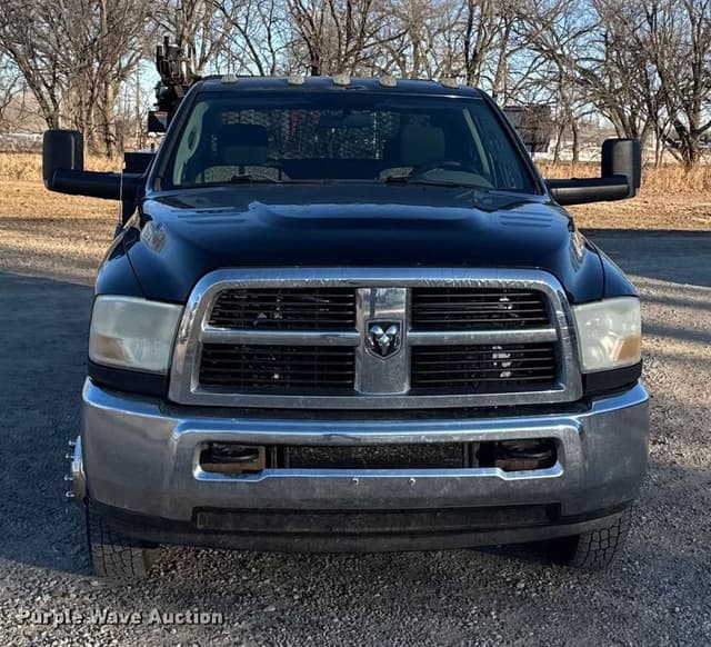 Image of Dodge Ram 3500 equipment image 1