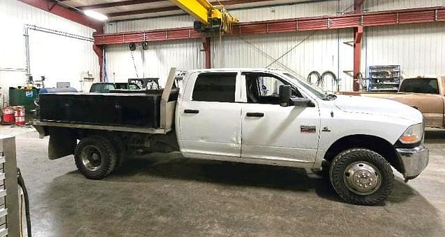 Image of Dodge Ram 3500 equipment image 1