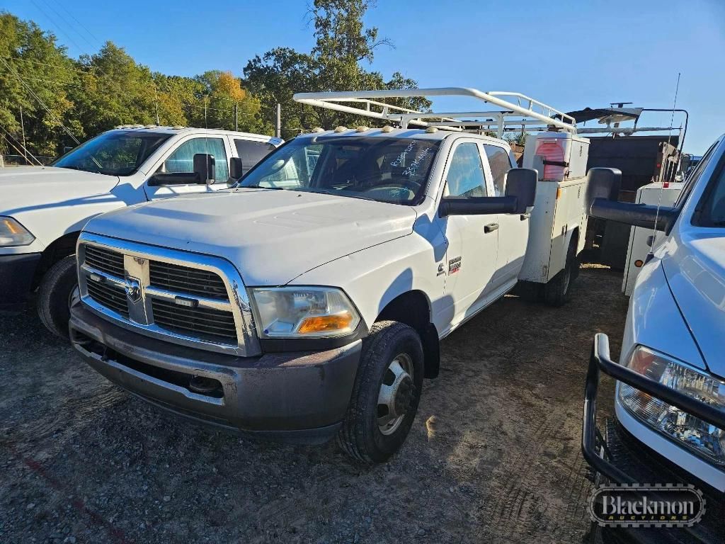 2010 Dodge Ram 3500 Equipment Image0