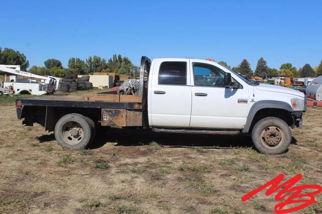 Image of Dodge Ram 5500HD equipment image 3