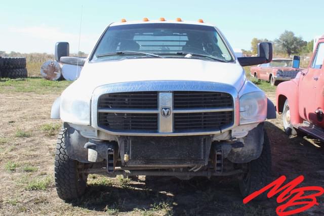 Image of Dodge Ram 5500HD equipment image 1