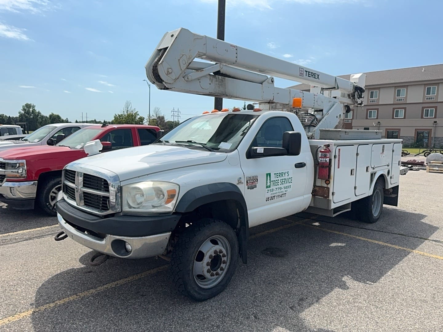 2010 Dodge Ram 5500 Equipment Image0