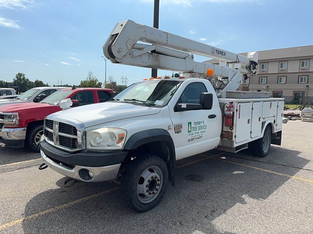 Image of Dodge Ram 5500 Primary image
