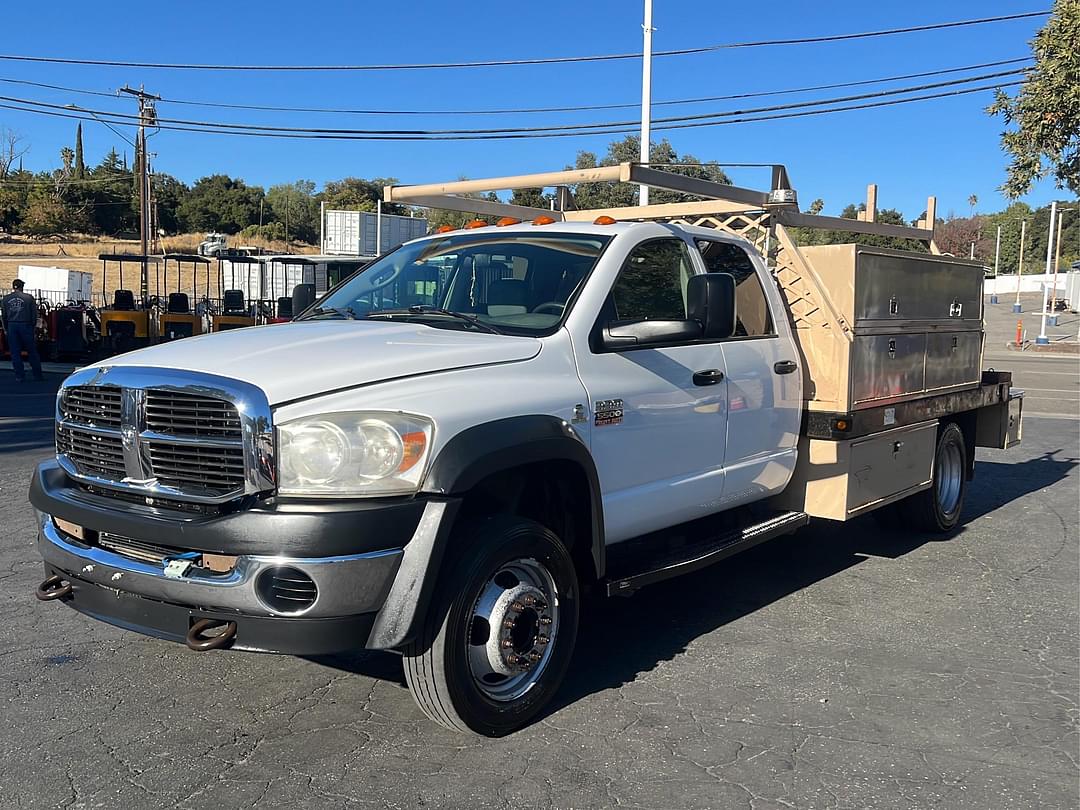 Image of Dodge Ram 5500 Primary image