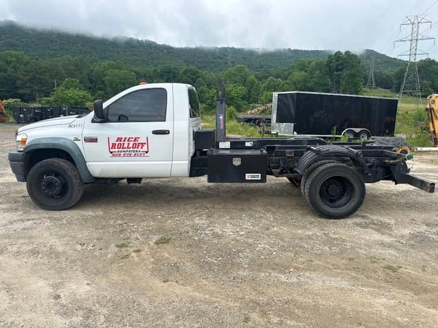 Image of Dodge Ram 5500 equipment image 1