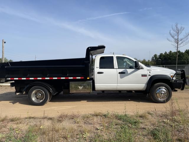 Image of Dodge Ram 5500 equipment image 3