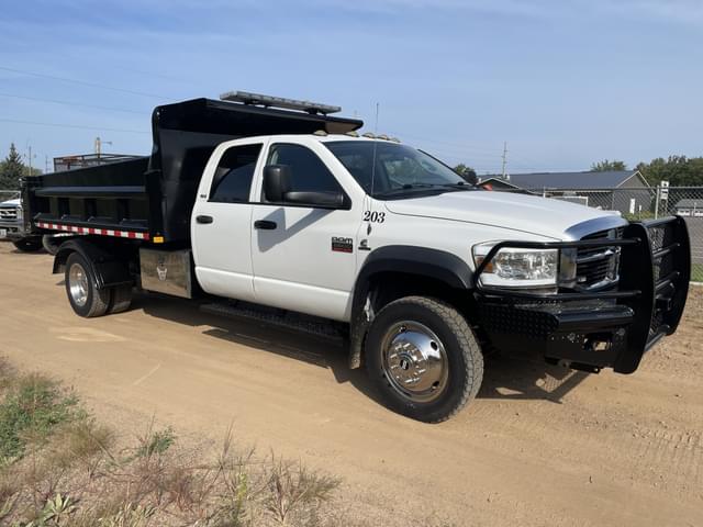 Image of Dodge Ram 5500 equipment image 2