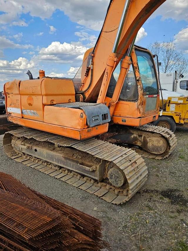 Image of  Doosan DX140LC equipment image 2