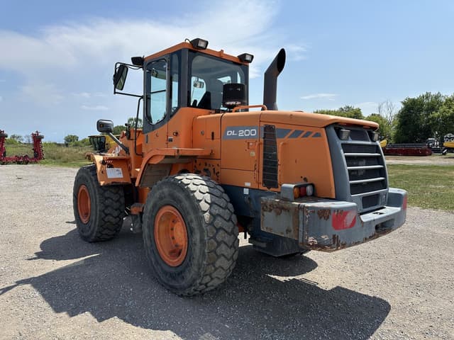 Image of Doosan DL200 equipment image 2