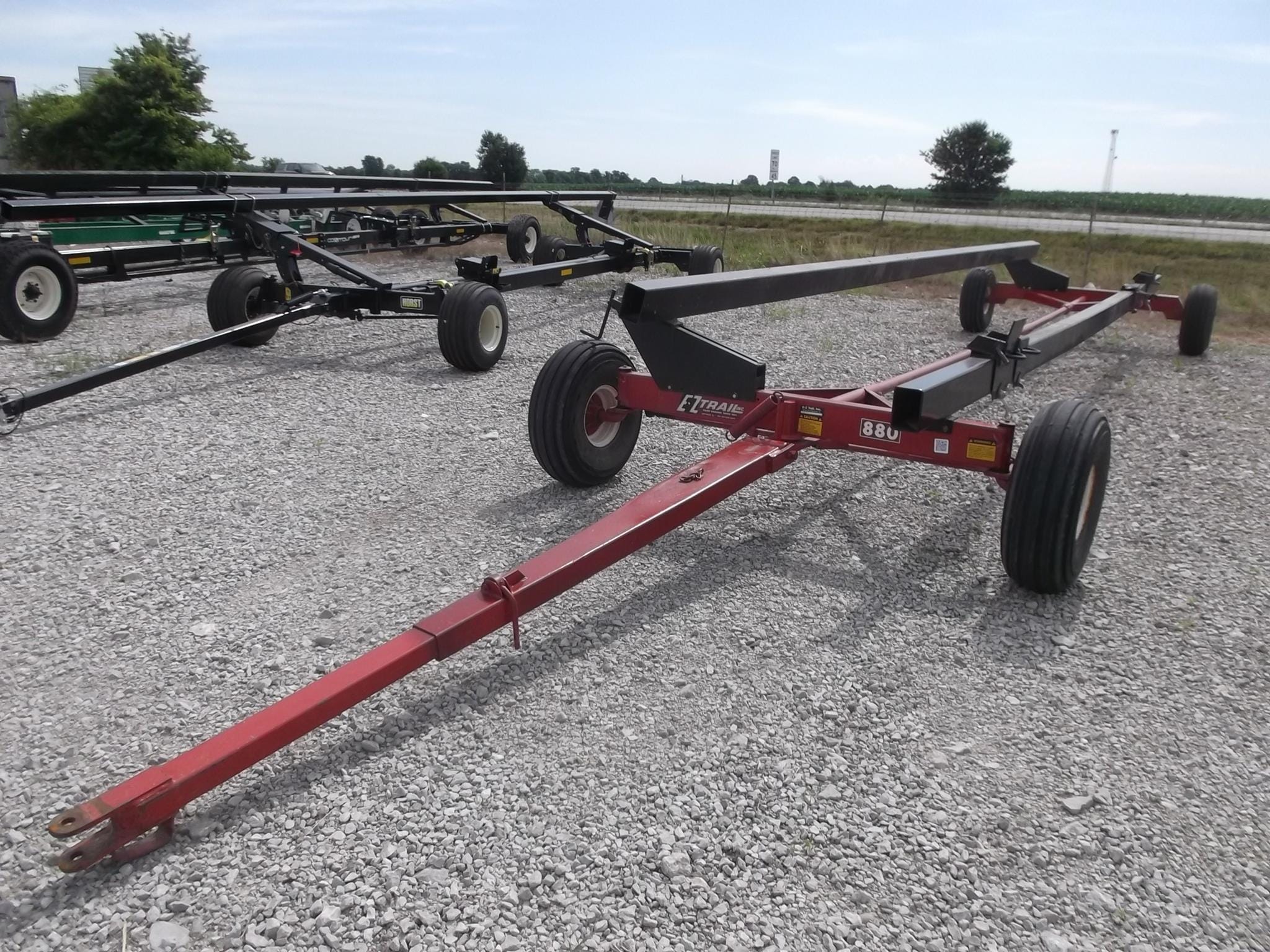 2010 E-Z Trail 880 Equipment Image0