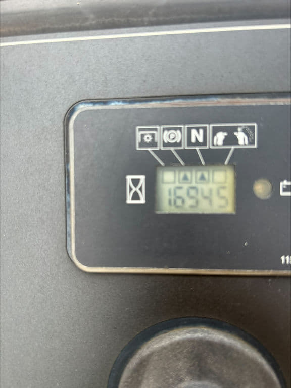 Image of Exmark VT24K equipment image 4