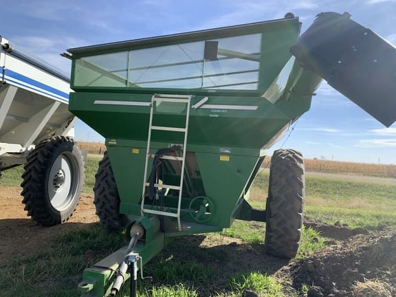 Main image E-Z Trail 510