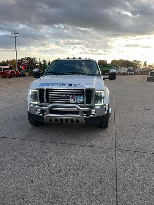 Image of Ford F-450 equipment image 1