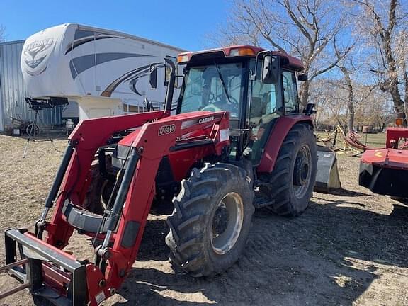 Image of Case IH Farmall 105U equipment image 1