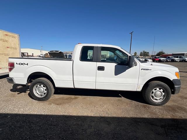 Image of Ford F-150 equipment image 3