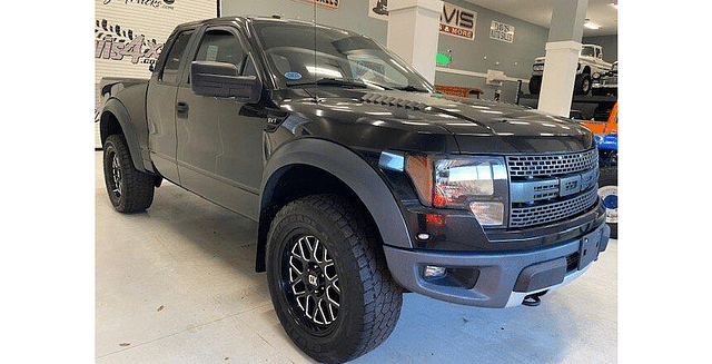 Image of Ford F-150 equipment image 3