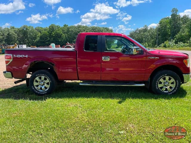 Image of Ford F-150 equipment image 1