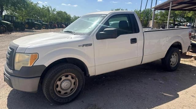 Image of Ford F-150 equipment image 2