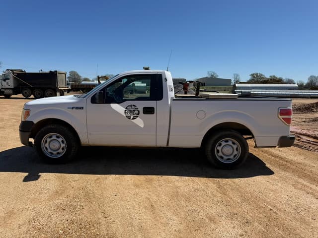 Image of Ford F-150 equipment image 4