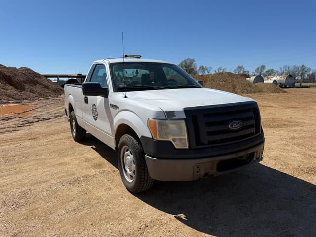 Image of Ford F-150 equipment image 1