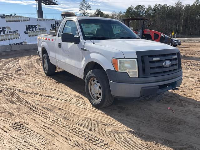 Image of Ford F-150 equipment image 2