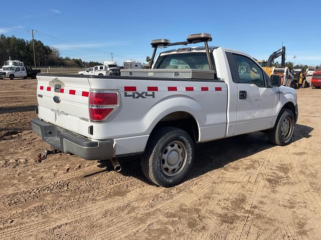 Image of Ford F-150 equipment image 4