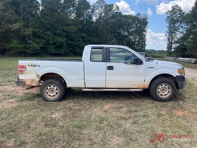 Image of Ford F-150 equipment image 1