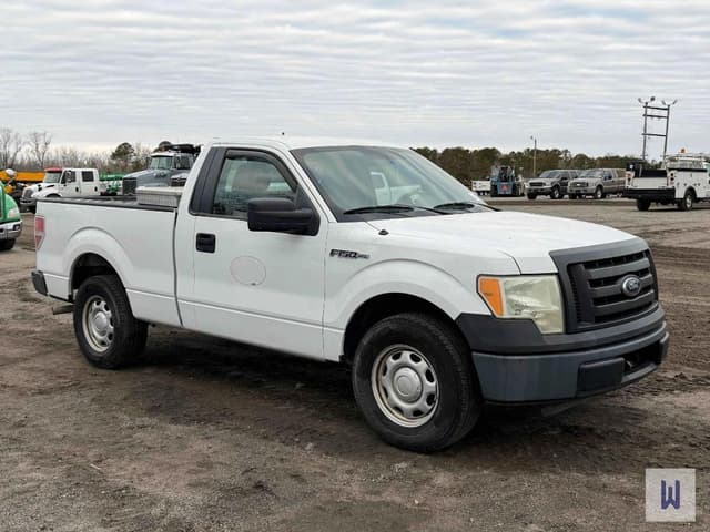 Image of Ford F-150 equipment image 2