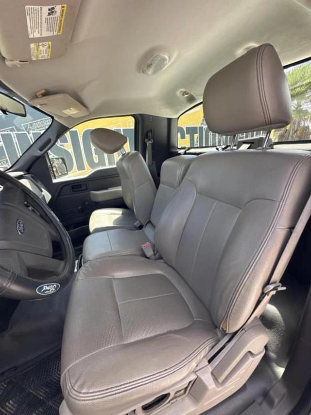 Image of Ford F-150 equipment image 4