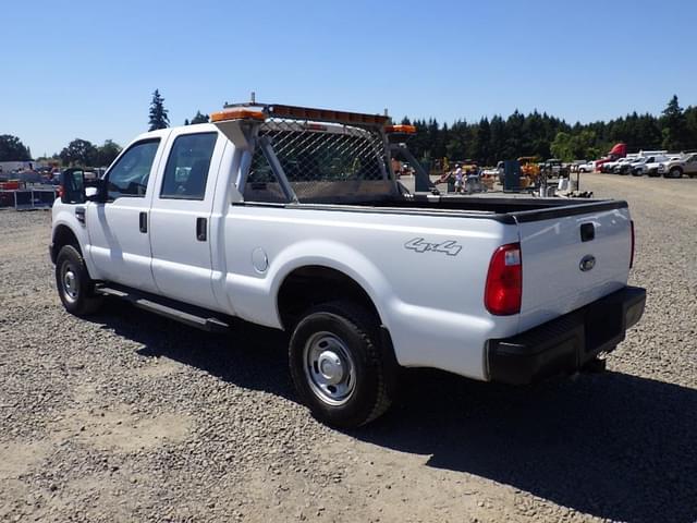 Image of Ford F-250 equipment image 4