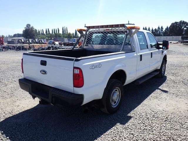 Image of Ford F-250 equipment image 3