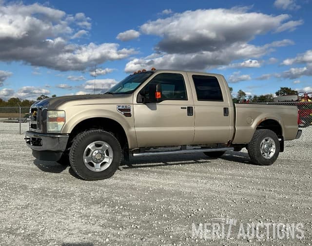 Image of Ford F-250 equipment image 1