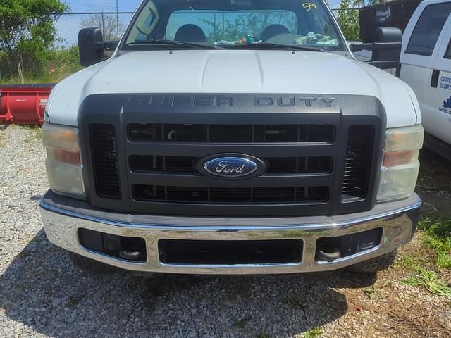 Image of Ford F-250 equipment image 1