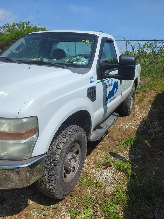 Image of Ford F-250 equipment image 4
