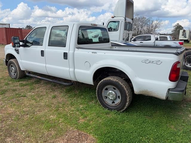 Image of Ford F-250 equipment image 1