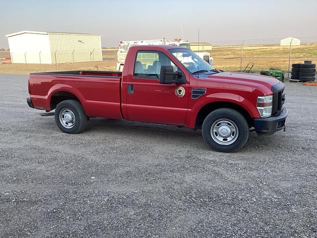 Image of Ford F-250 equipment image 3