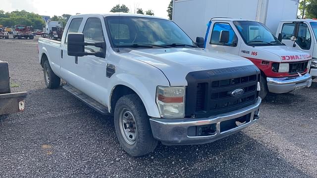 Image of Ford F-250 equipment image 2