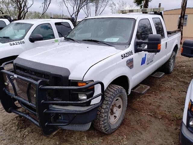 Image of Ford F-250 equipment image 1