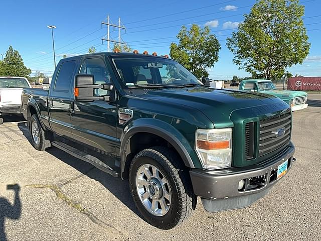 Image of Ford F-250 equipment image 2