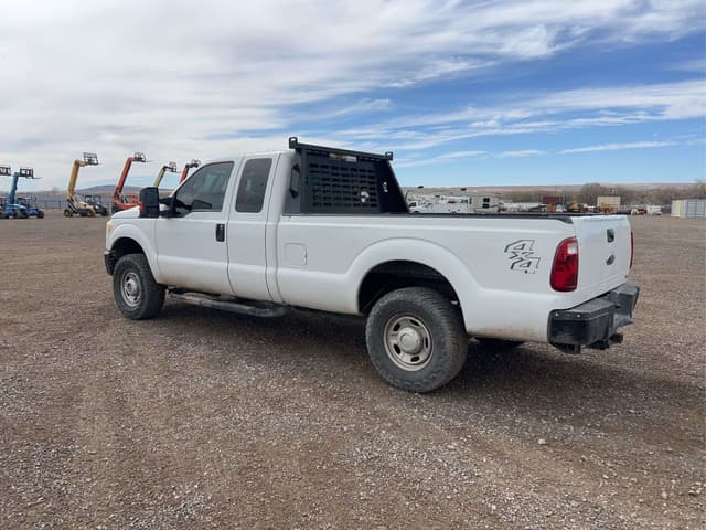 Image of Ford F-250 equipment image 3