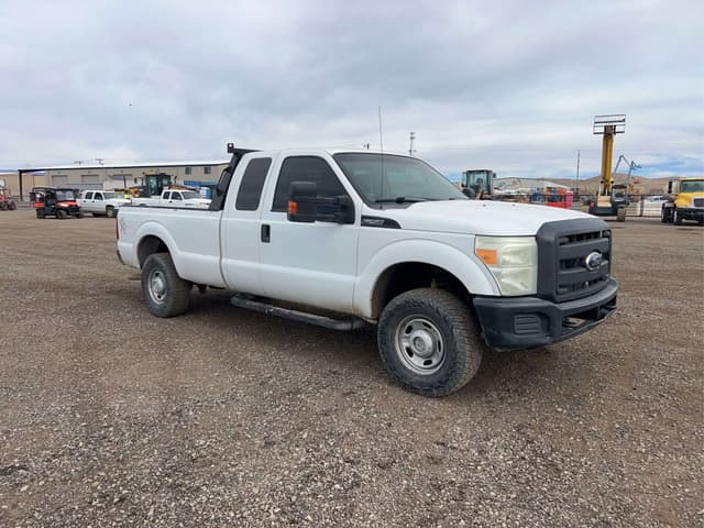 Image of Ford F-250 equipment image 1