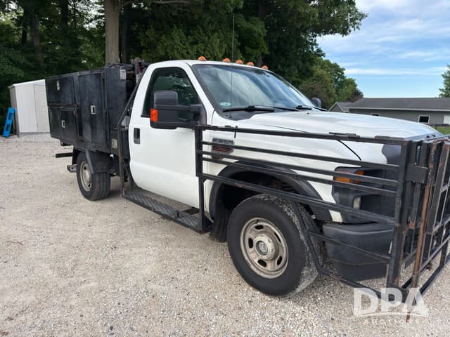Image of Ford F-250 equipment image 2