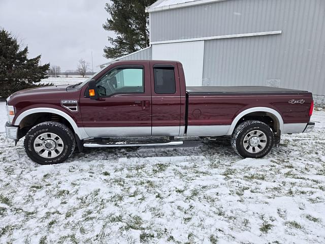 Image of Ford F-250 equipment image 1