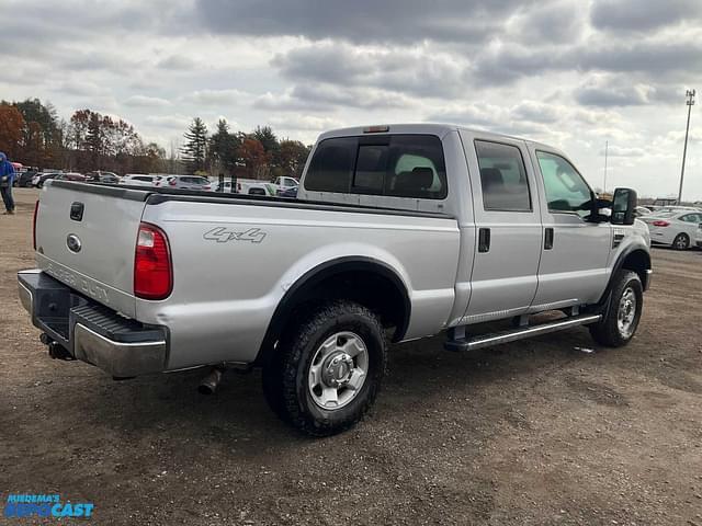 Image of Ford F-250 equipment image 4