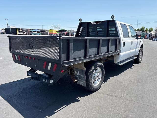 Image of Ford F-250 equipment image 2