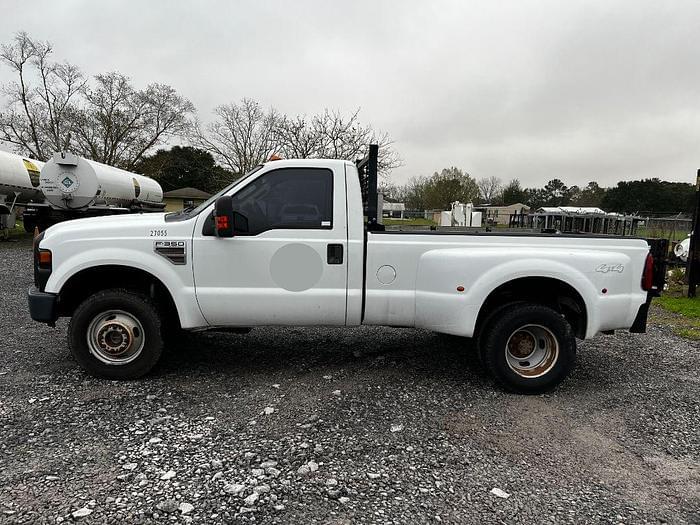 Image of Ford F-350 Primary image